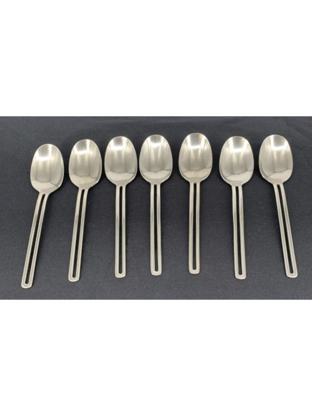 Towle Nordic Oval Soup Spoons 18/10 Stainless Steel Flatware 7 1/2" Lot of 7